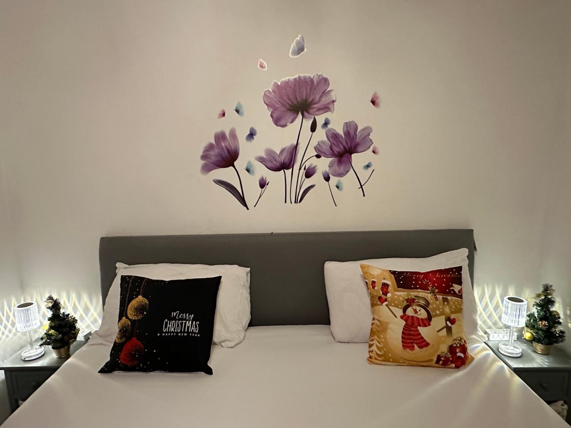 London 2 Bed 2 Bath Apartment Holiday Home - Free Parking - 3Min Walk To The Train Station - 19Min To London Liverpool Street 5Min To Victoria Line 1Gb Broadband Super Fast Internet Ground Floor 100S Of Shops Restaurants Bakeries 24-Hour Asda Superst 外观 照片